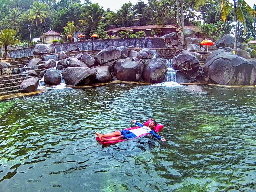 Taman Batu Purwakarta